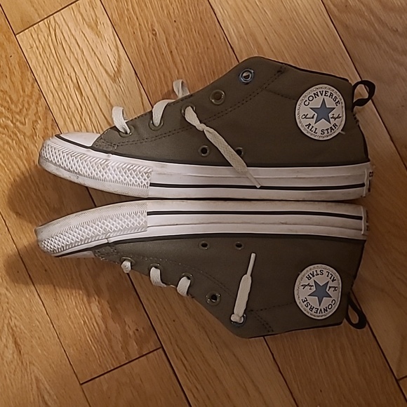 Boys All Star Converse Shoes - Picture 3 of 4